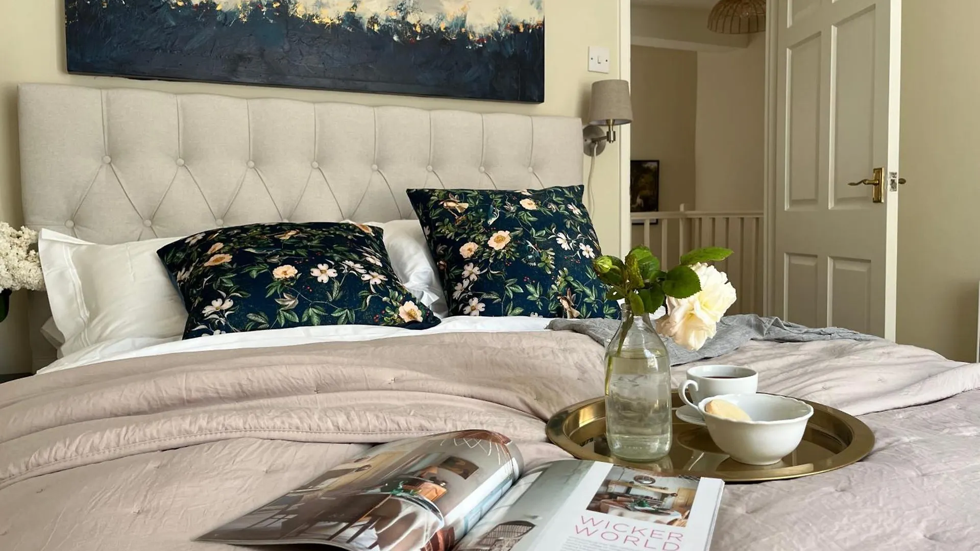 Cute Georgian Cottage, Central, Newly Renovated Bath
